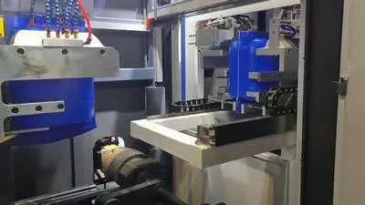 Máquina de moldeo por extrusión soplado de envases de 20L