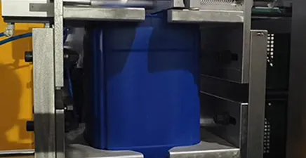 Máquina de moldeo por extrusión soplado (envases de 10-100L)